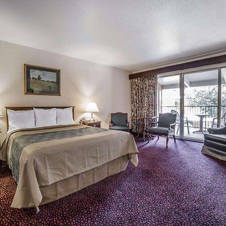 Econo Lodge Near Reno-Sparks Convention Center Exteriér fotografie
