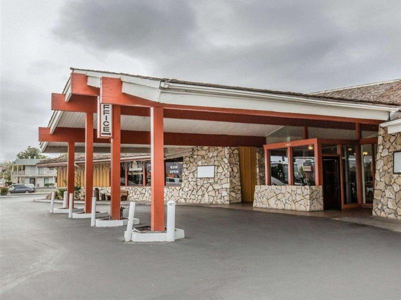 Econo Lodge Near Reno-Sparks Convention Center Exteriér fotografie